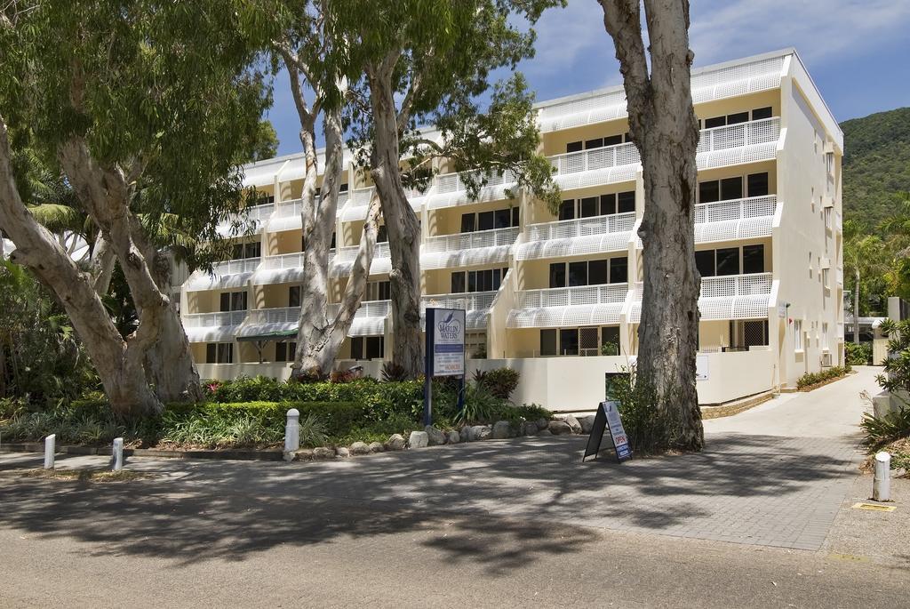 On Palm Cove Beachfront Apartments Exterior photo